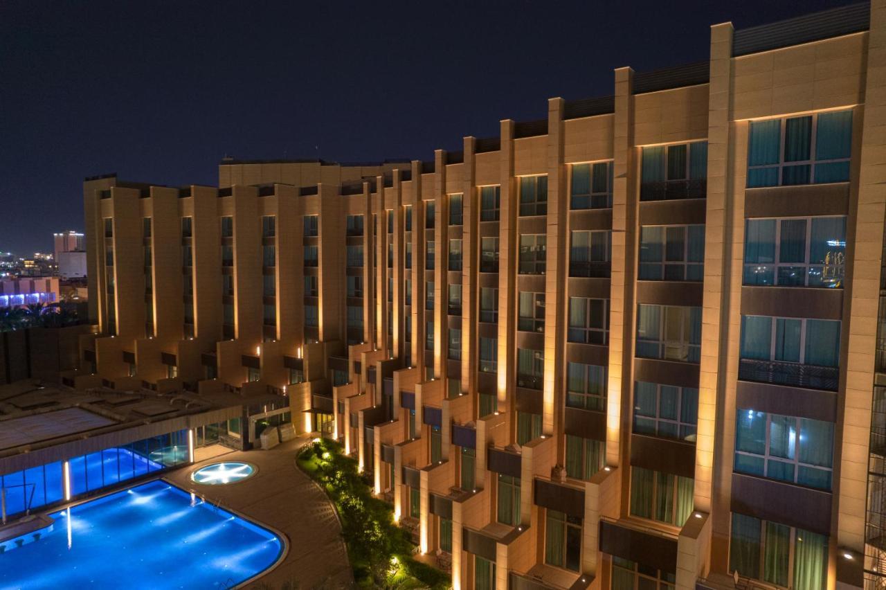 Grand Millennium Al Seef Basra Экстерьер фото
