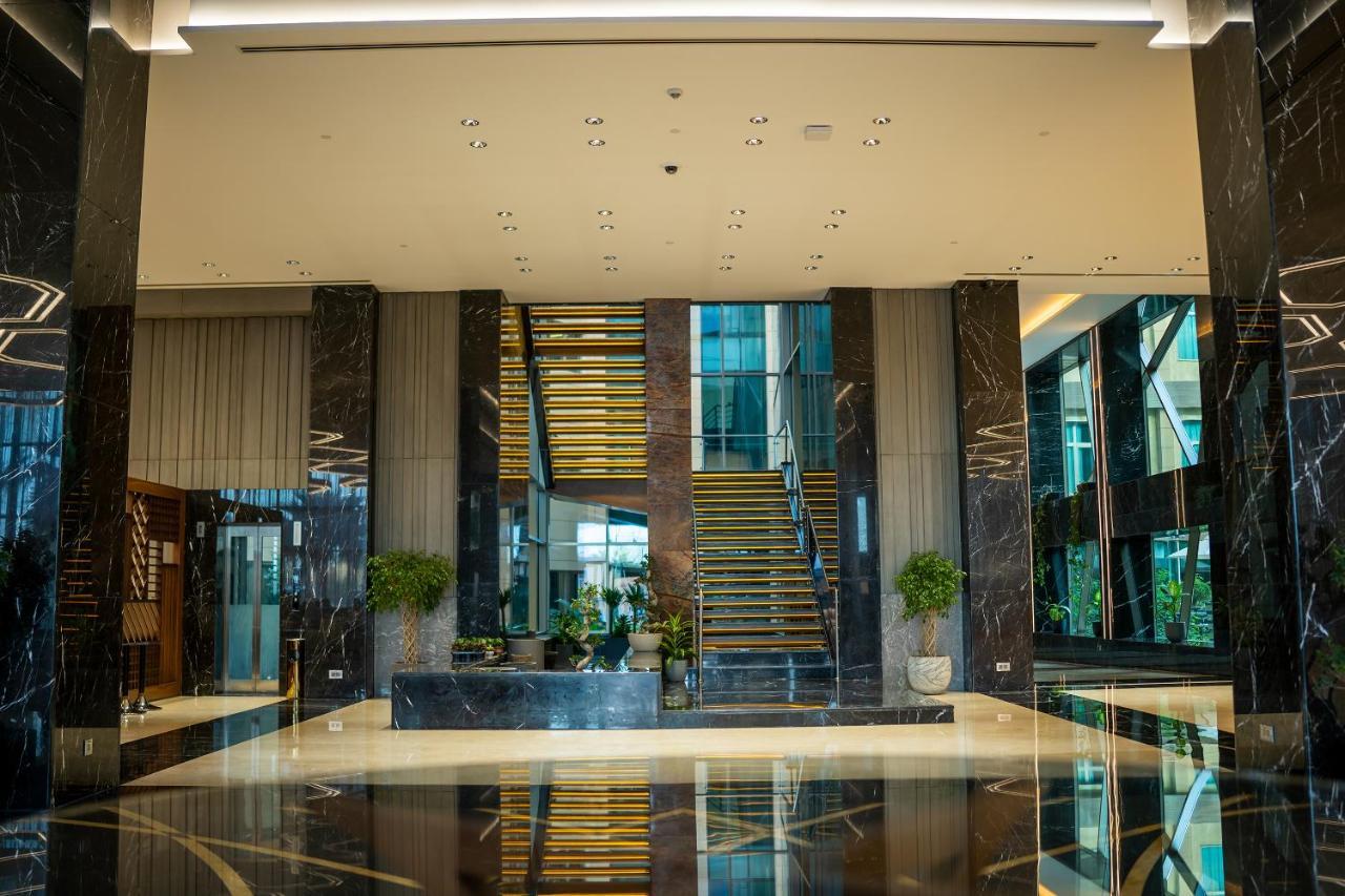 Grand Millennium Al Seef Basra Экстерьер фото