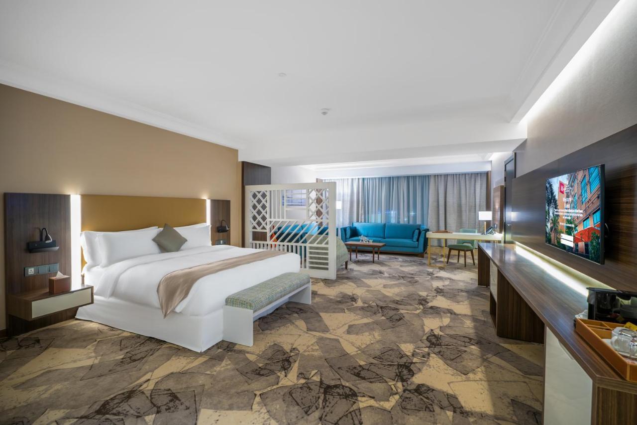 Grand Millennium Al Seef Basra Экстерьер фото